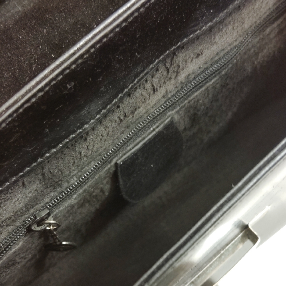 Gucci Black Leather Chain Shoulder Bag - Picture 6 of 6